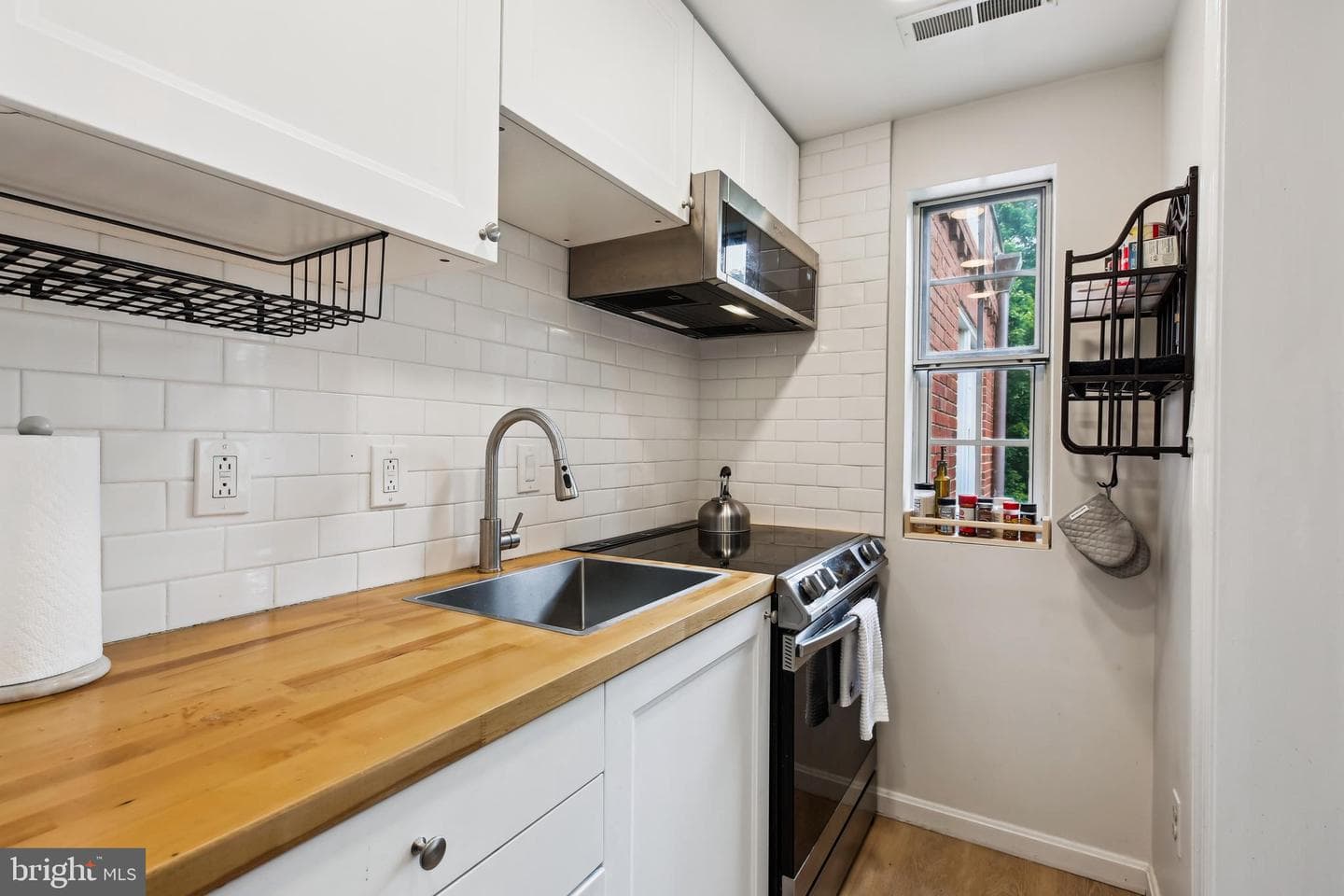1728 Queens Lane #3-181 photo 10