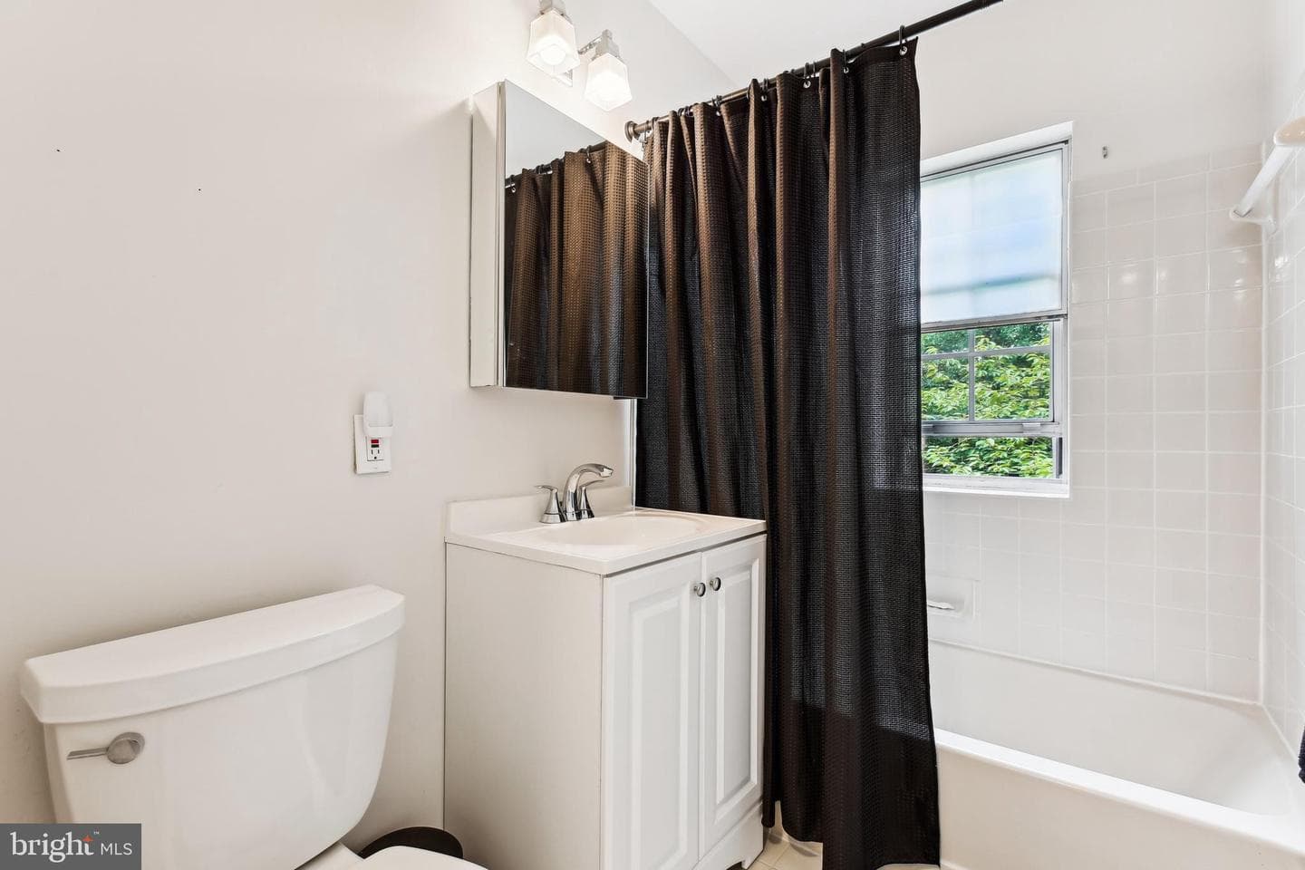 1728 Queens Lane #3-181 photo 17