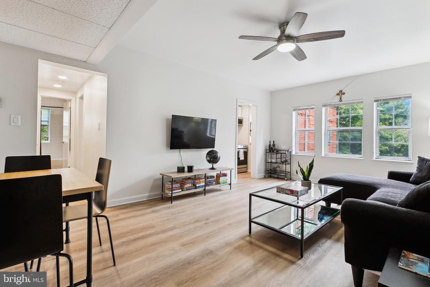 1728 Queens Lane #3-181 photo 6