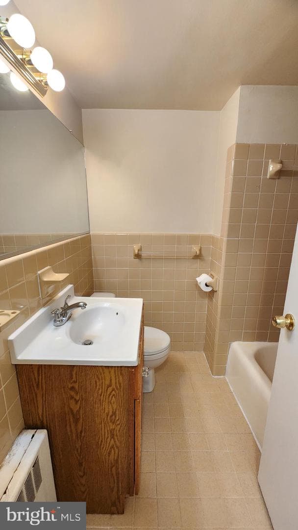 1575 N Colonial Terrace #204-Y photo 7