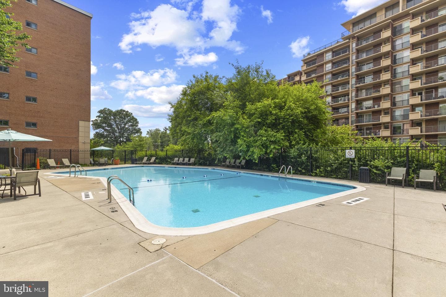 1200 S Arlington Ridge Road #409 photo 22