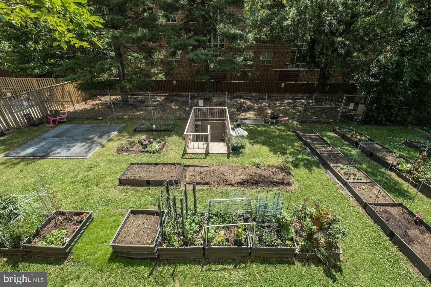 4141 N Henderson Road #1220 photo 26