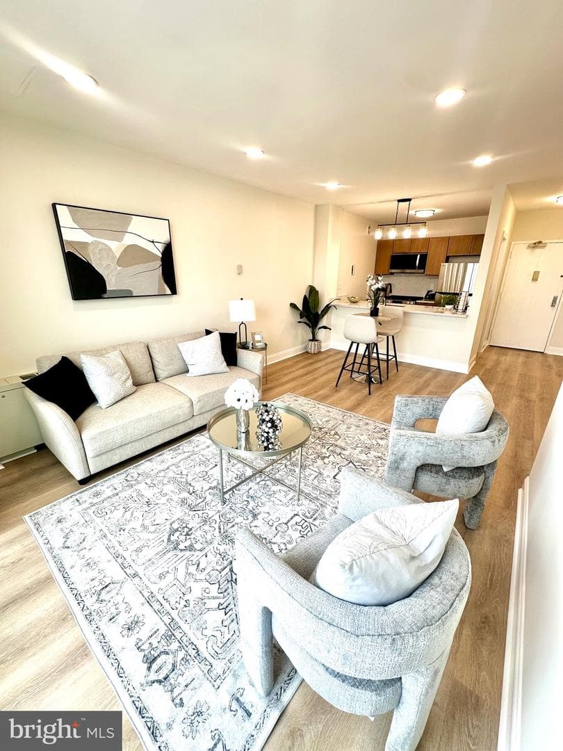 4141 N Henderson Road #1220 photo 6