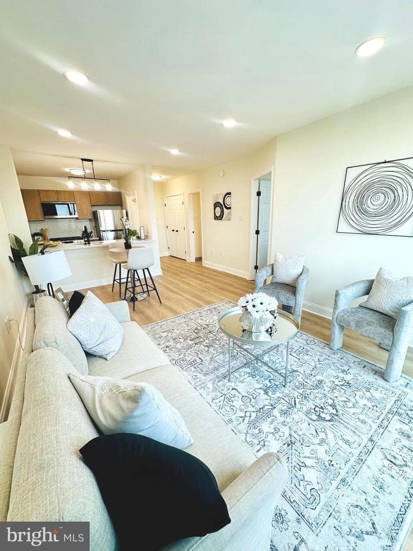 4141 N Henderson Road #1220 photo 8