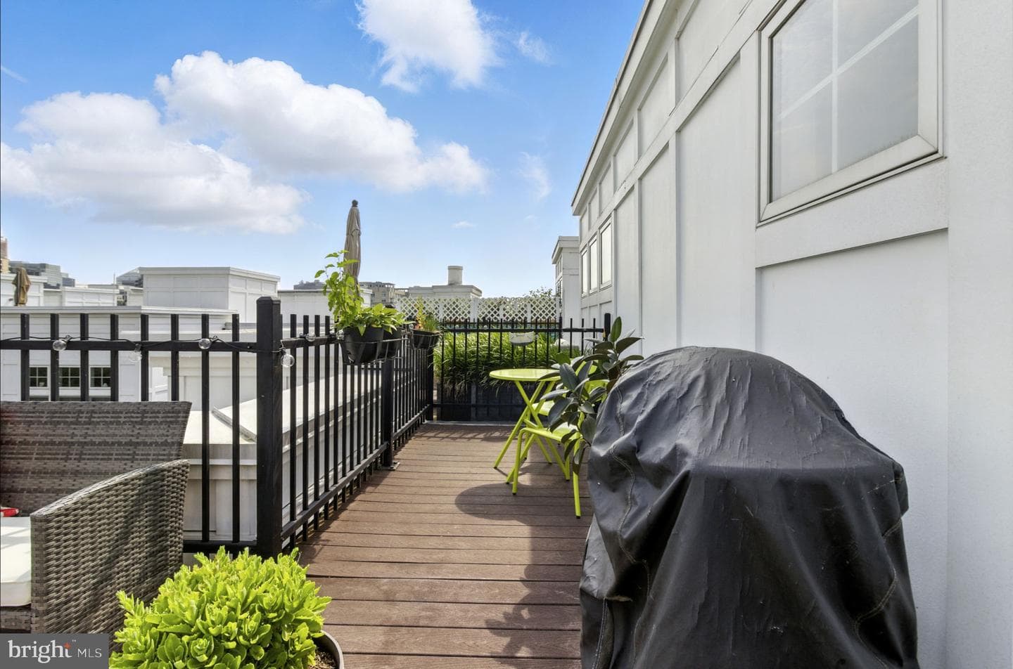1418 N Rhodes Street #b422 photo 30