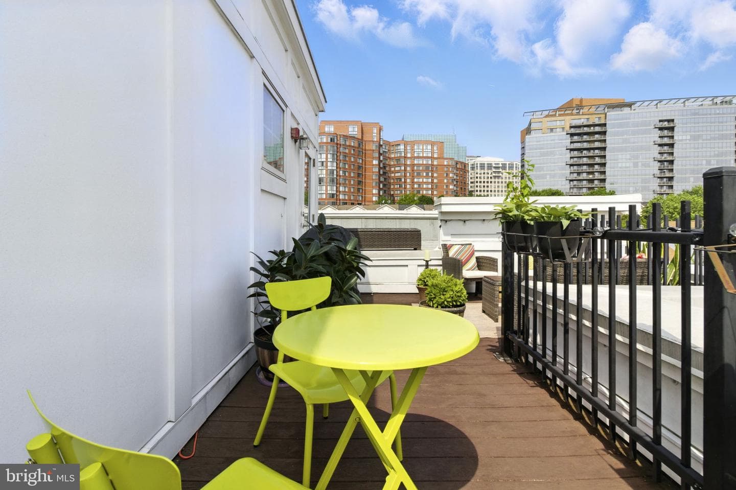 1418 N Rhodes Street #b422 photo 31