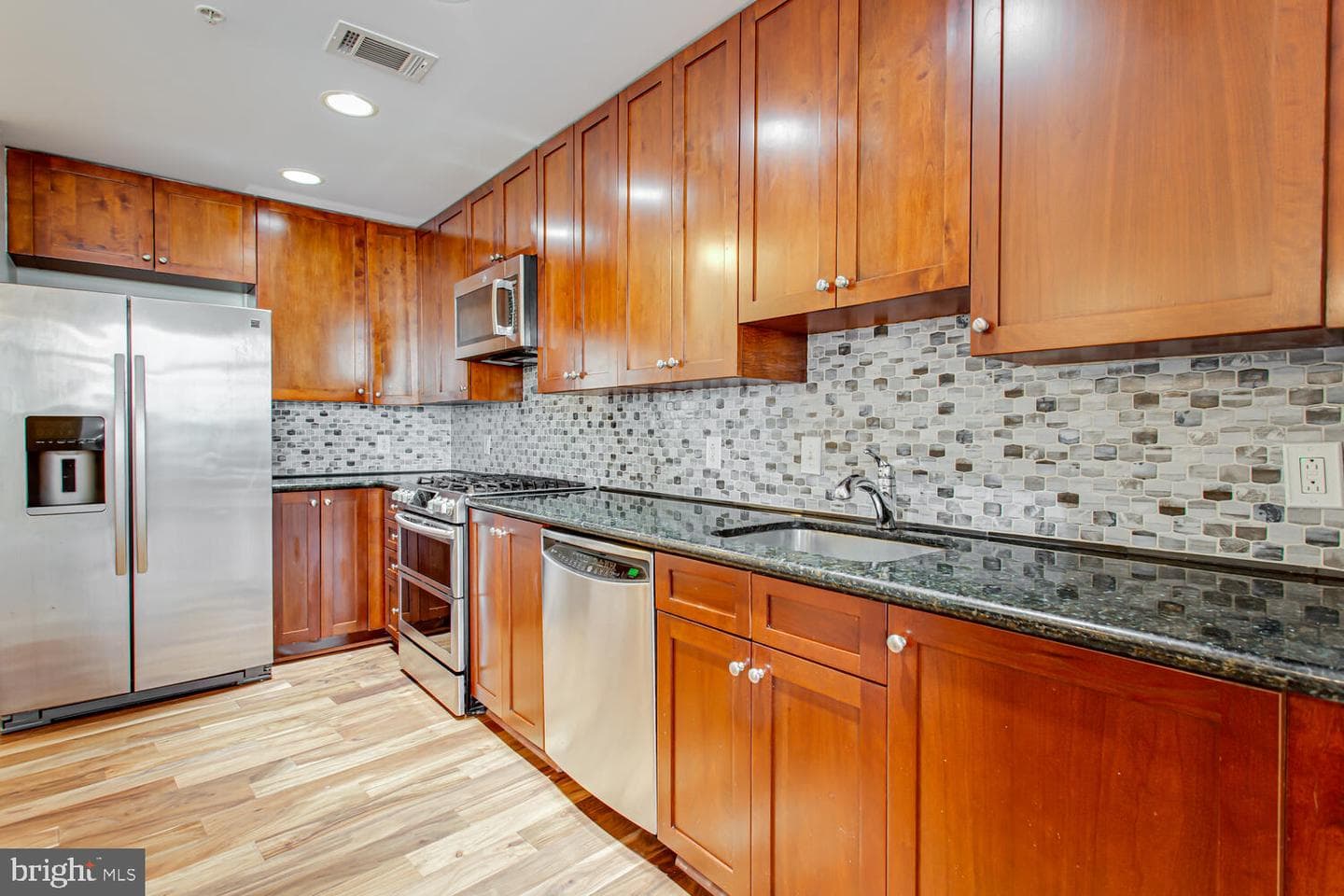 3650 S Glebe Road #239 photo 3