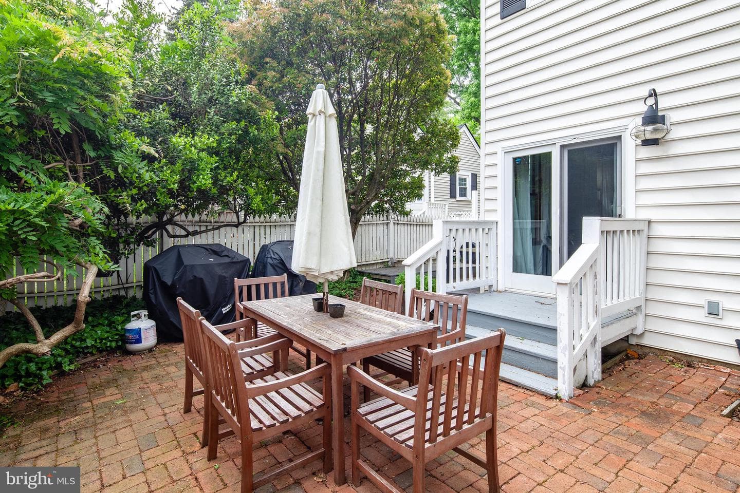 102 S Kensington St Street photo 17