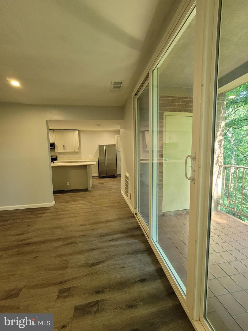 5049 7th Road S #201 photo 17