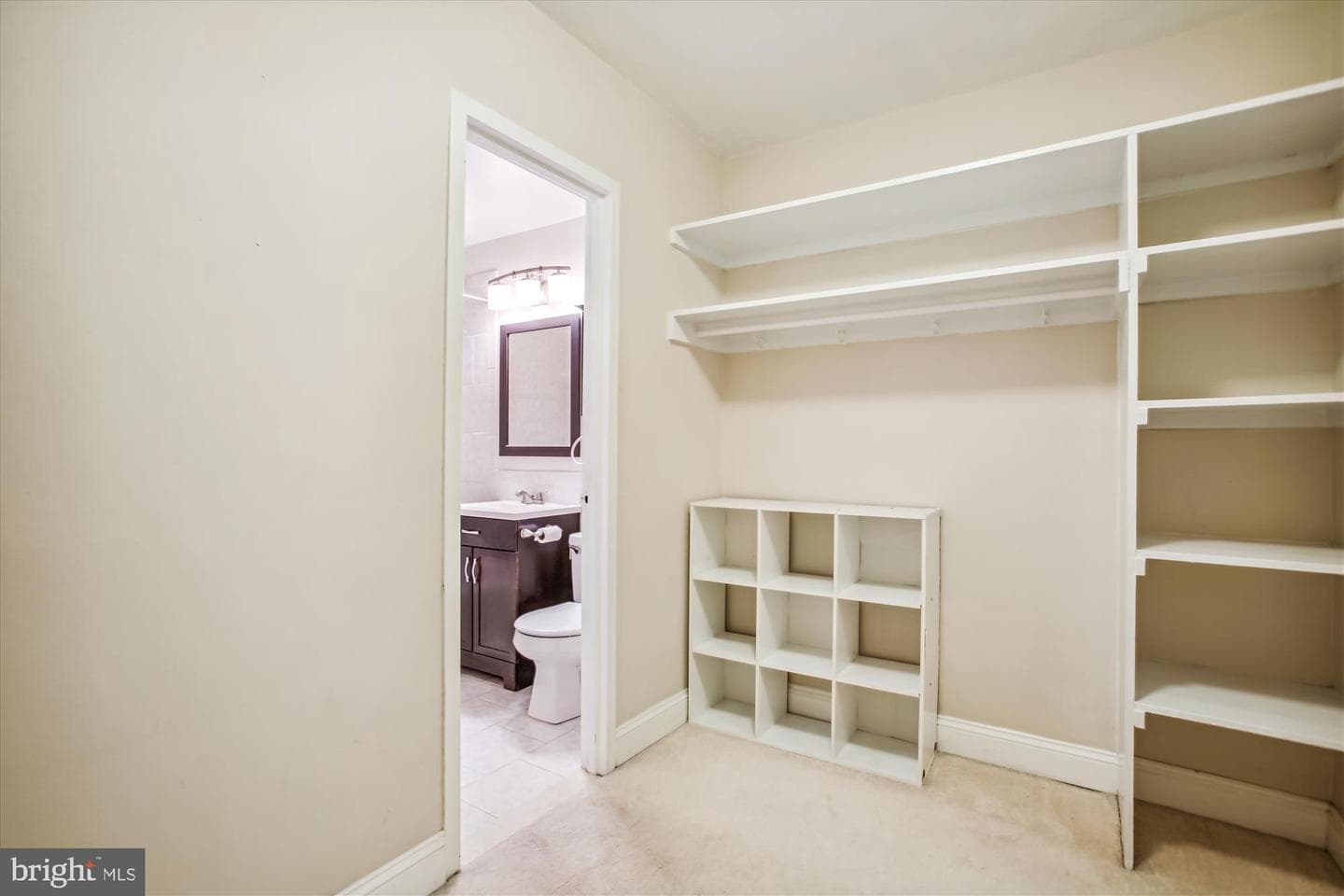 1121 Arlington Boulevard #724 photo 15