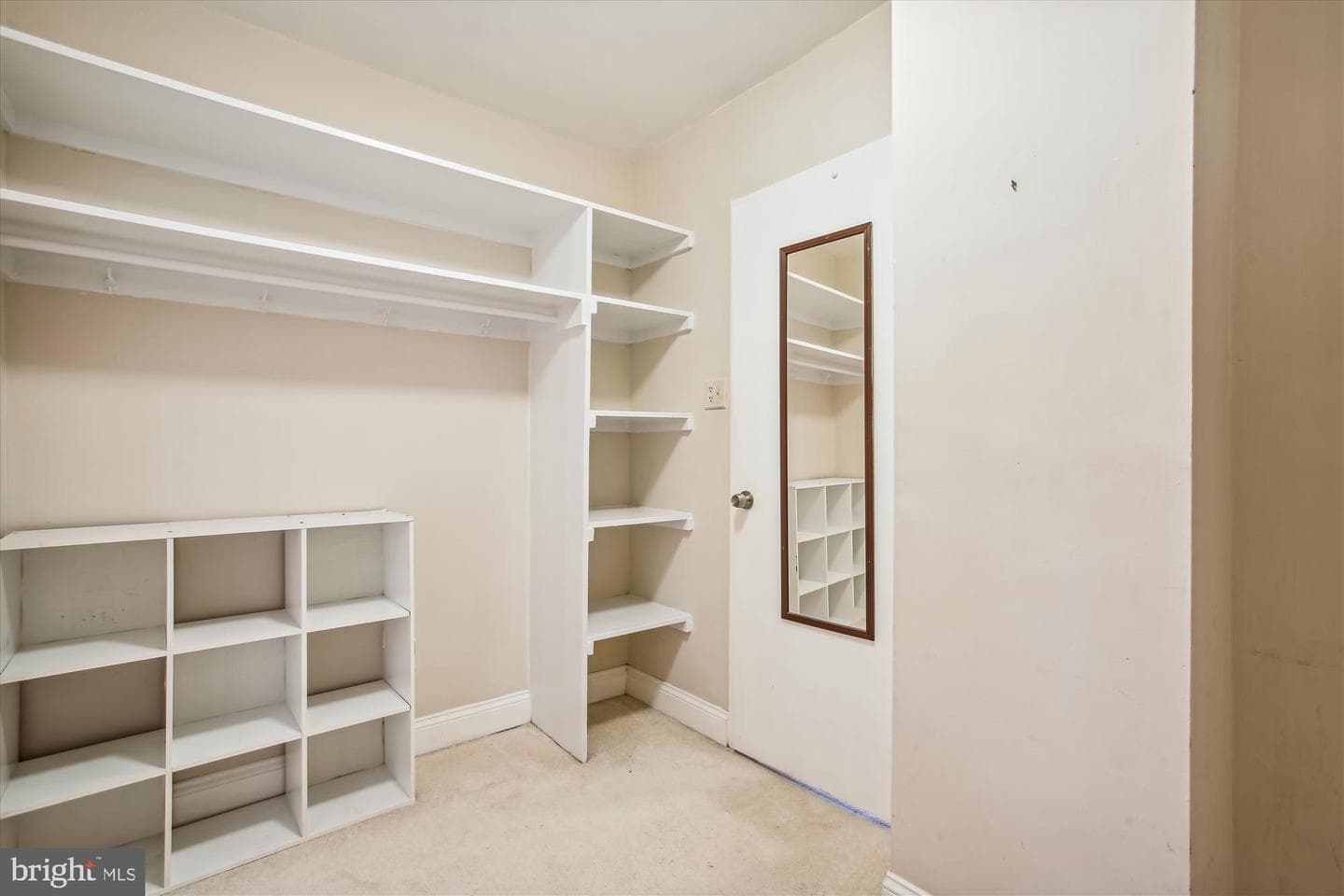 1121 Arlington Boulevard #724 photo 16