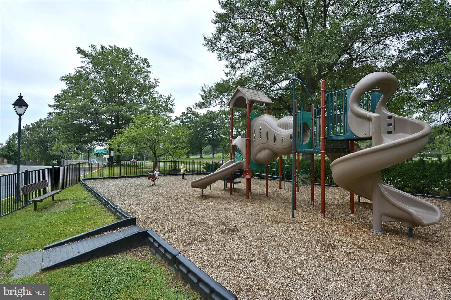 1121 Arlington Boulevard #724 photo 30