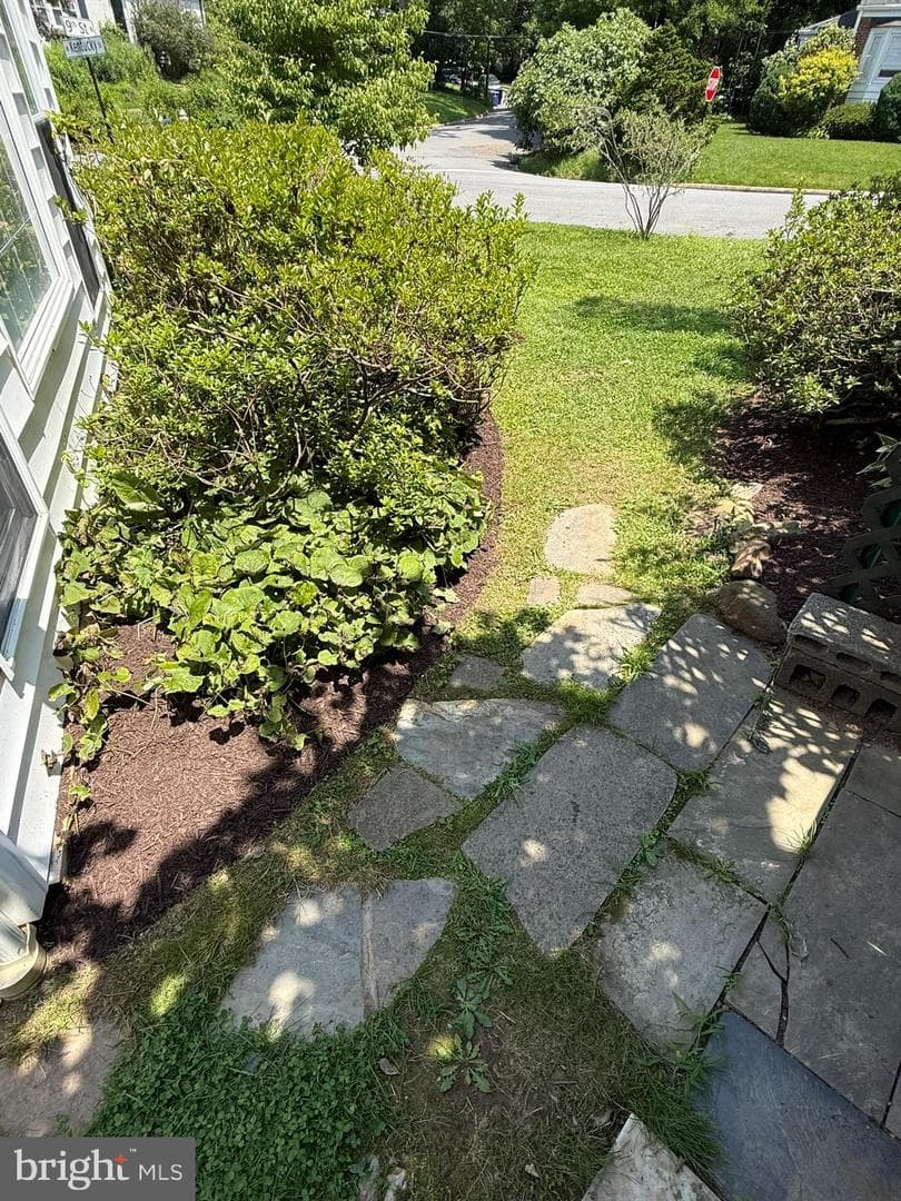 898 N Kentucky Street photo 12