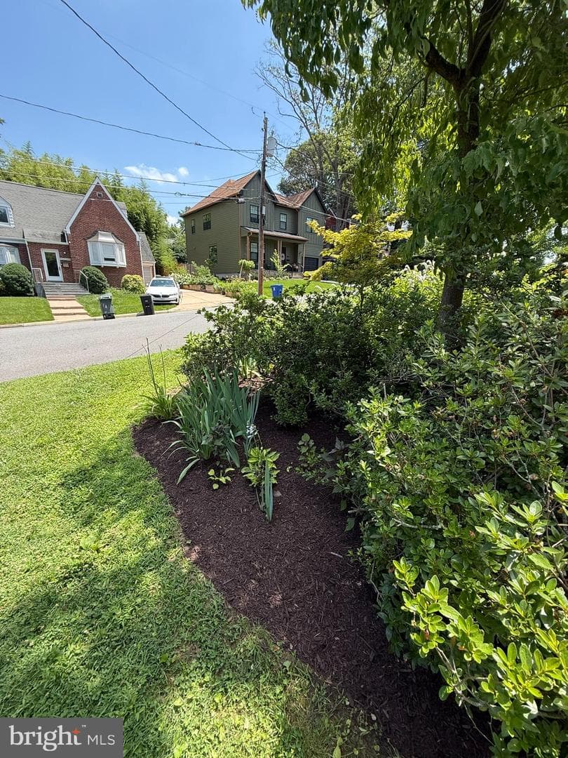 898 N Kentucky Street photo 13