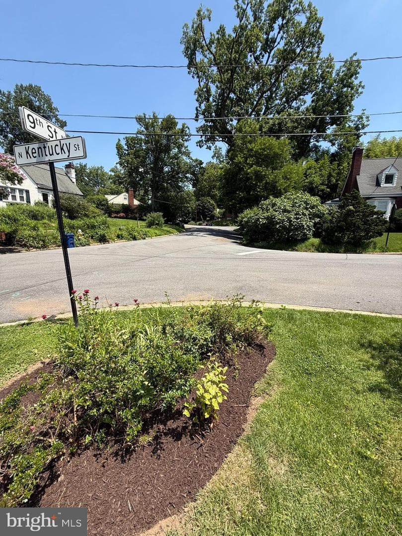 898 N Kentucky Street photo 14