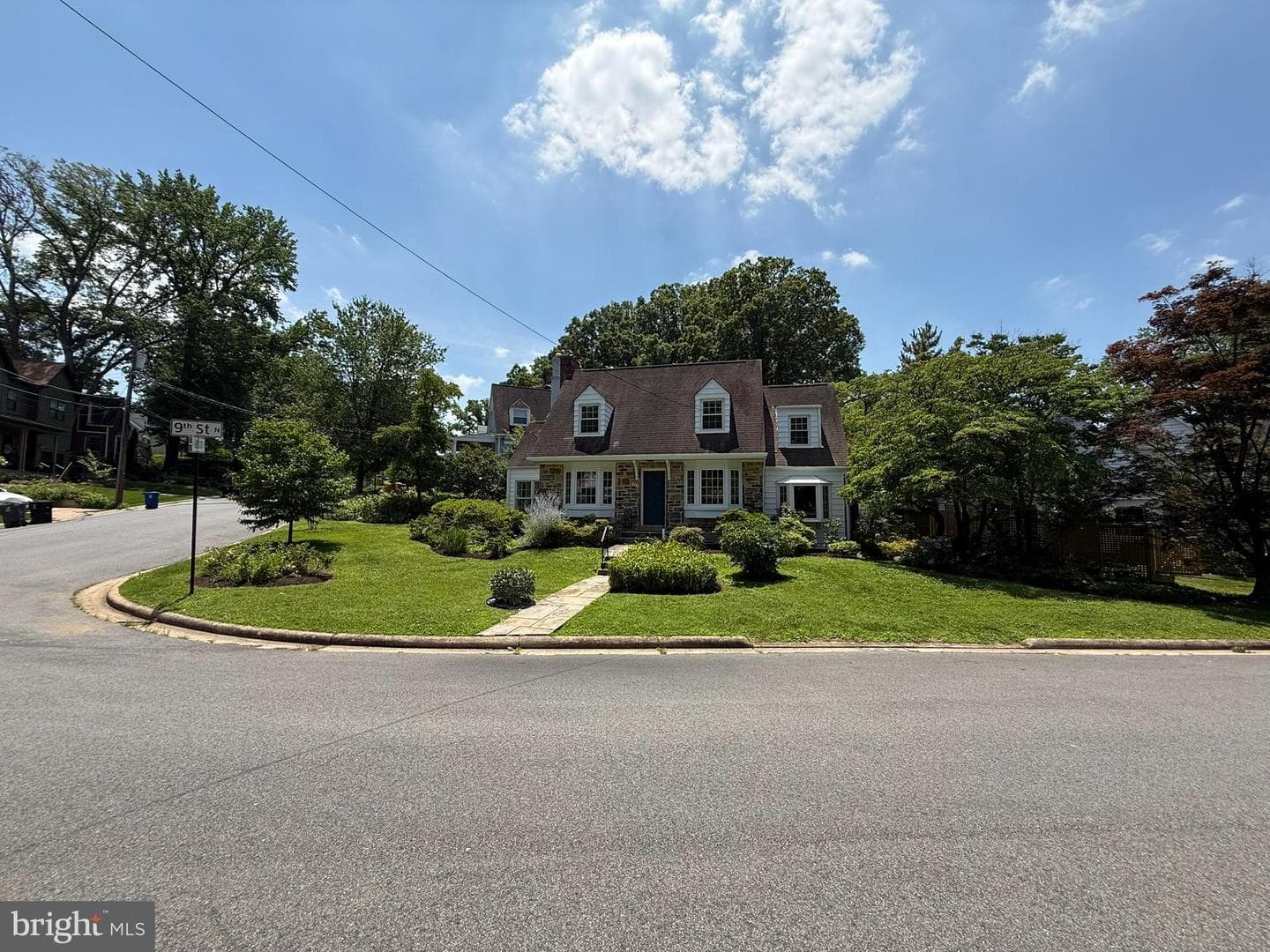 898 N Kentucky Street photo 4