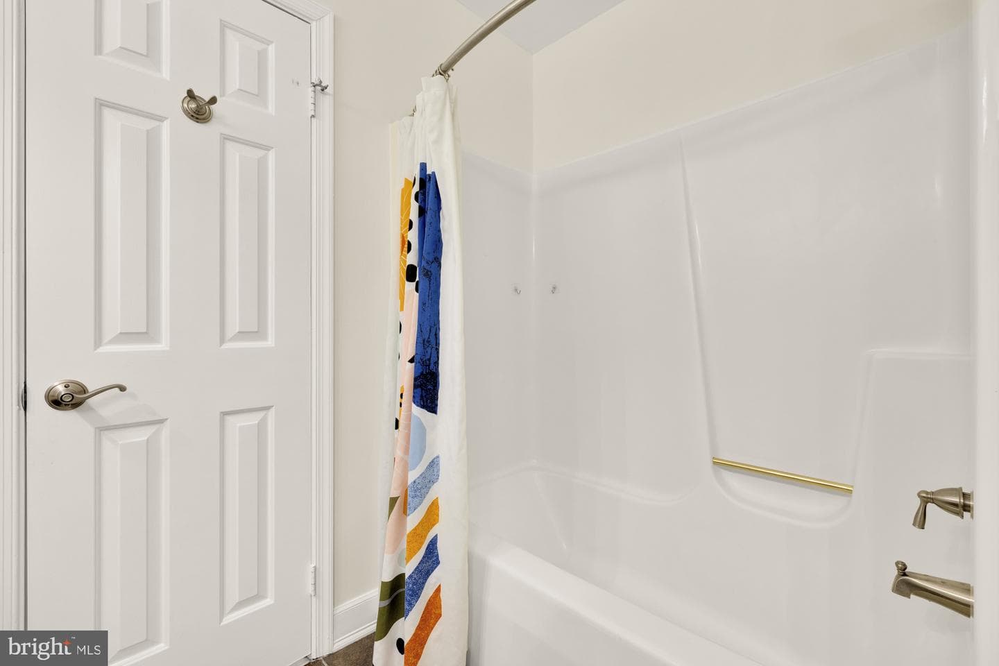3034 S Glebe Road photo 37