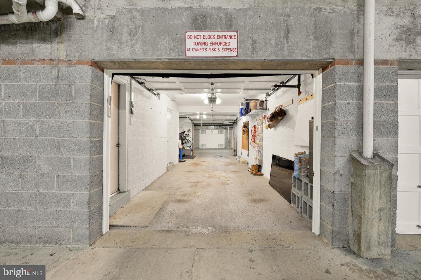 3034 S Glebe Road photo 41