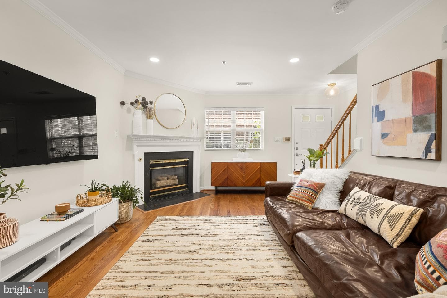 3034 S Glebe Road photo 6