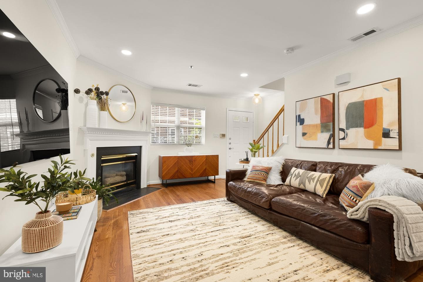 3034 S Glebe Road photo 7
