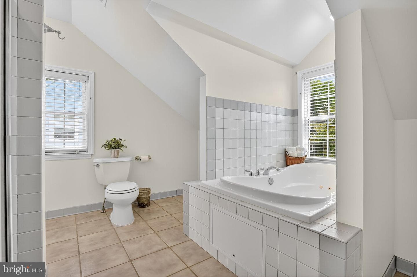 5713 19th Street N photo 27