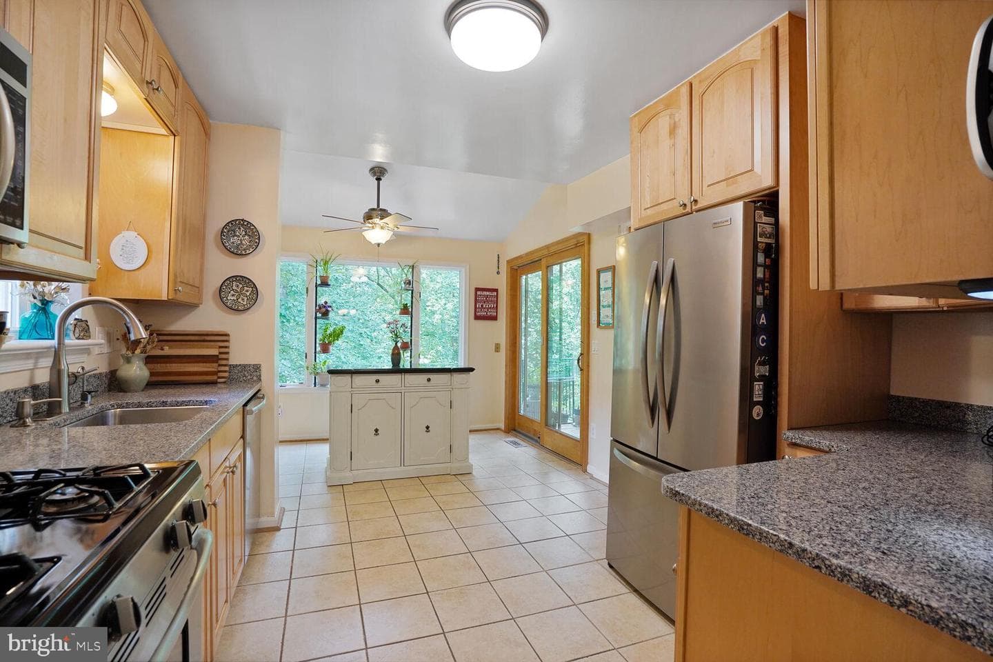 104 N Galveston Street photo 12