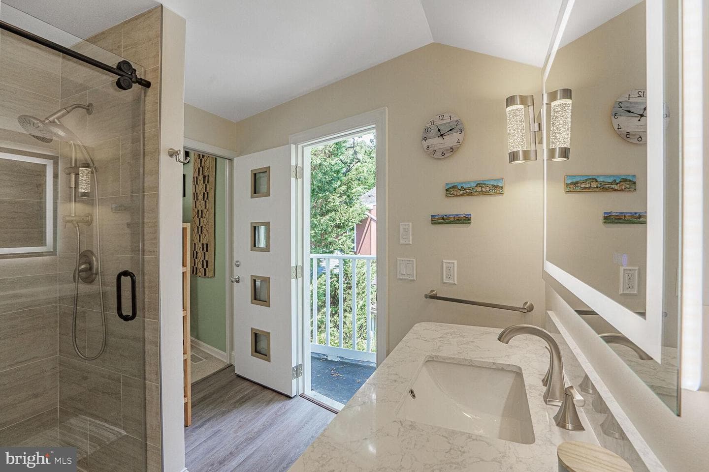 104 N Galveston Street photo 18