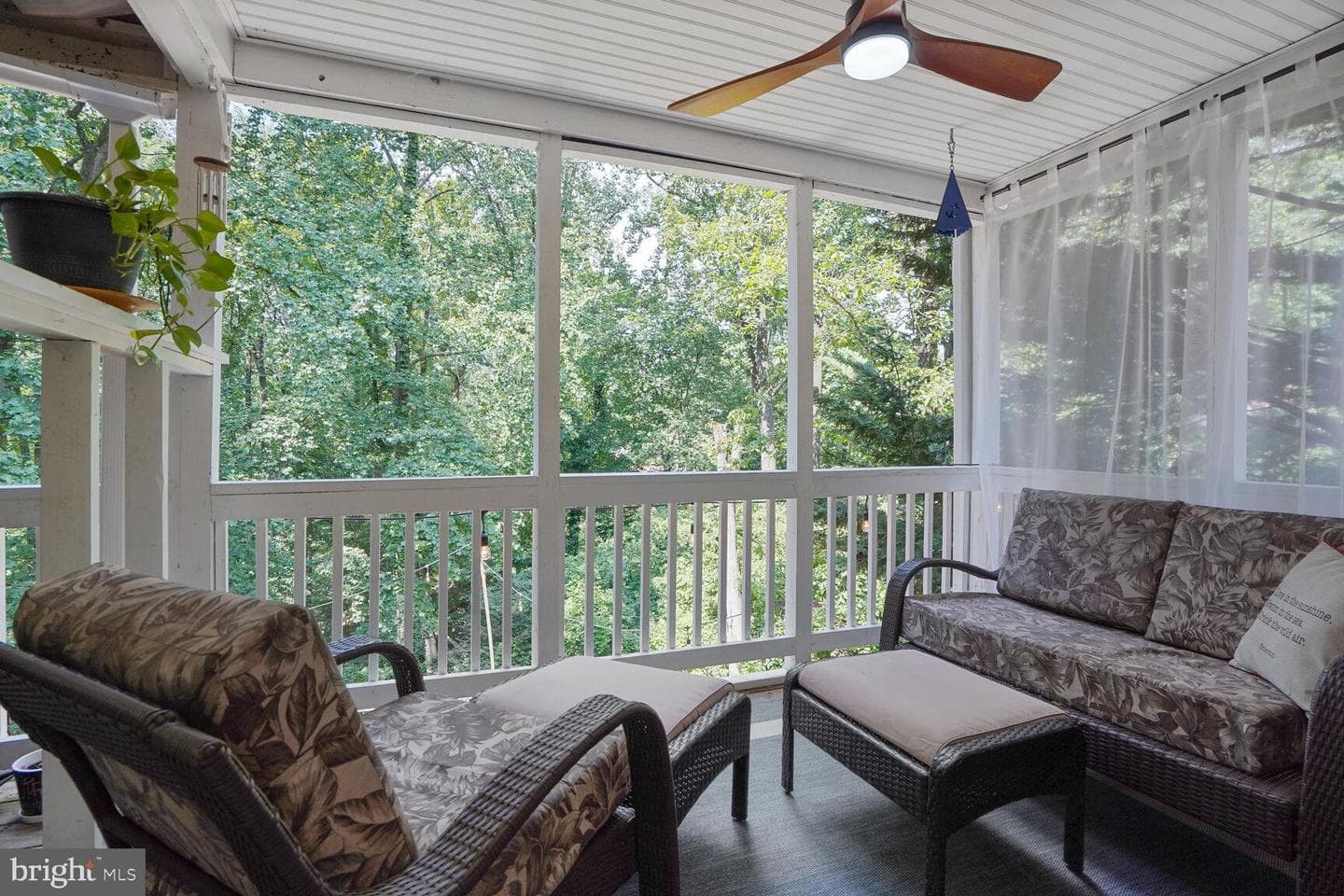 104 N Galveston Street photo 21