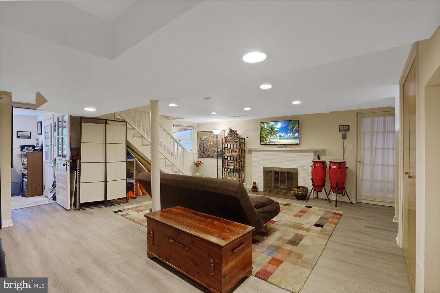 104 N Galveston Street photo 32