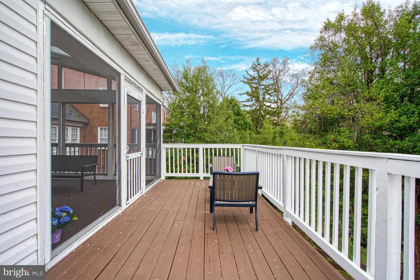 1702 S Arlington Ridge Road photo 39