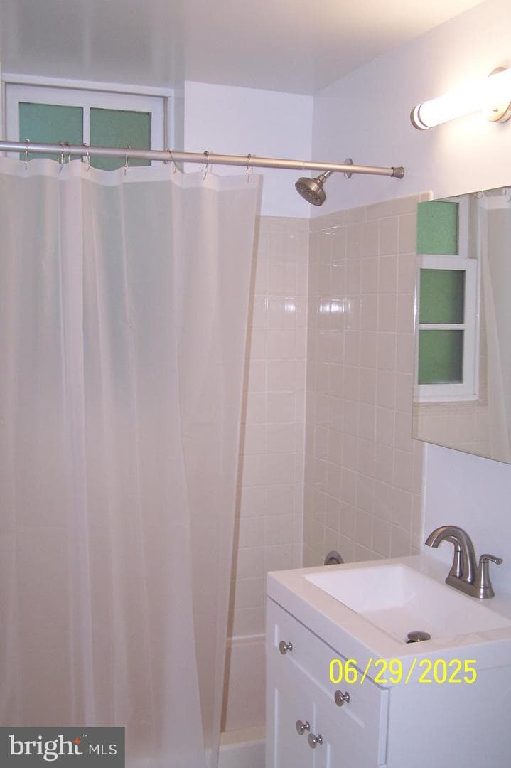 1758 N Rhodes Street #6-336 photo 8