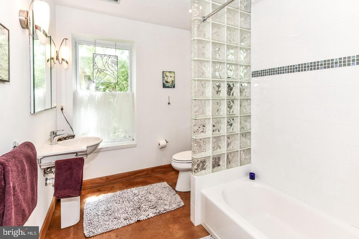 2222 N Emerson Street photo 13
