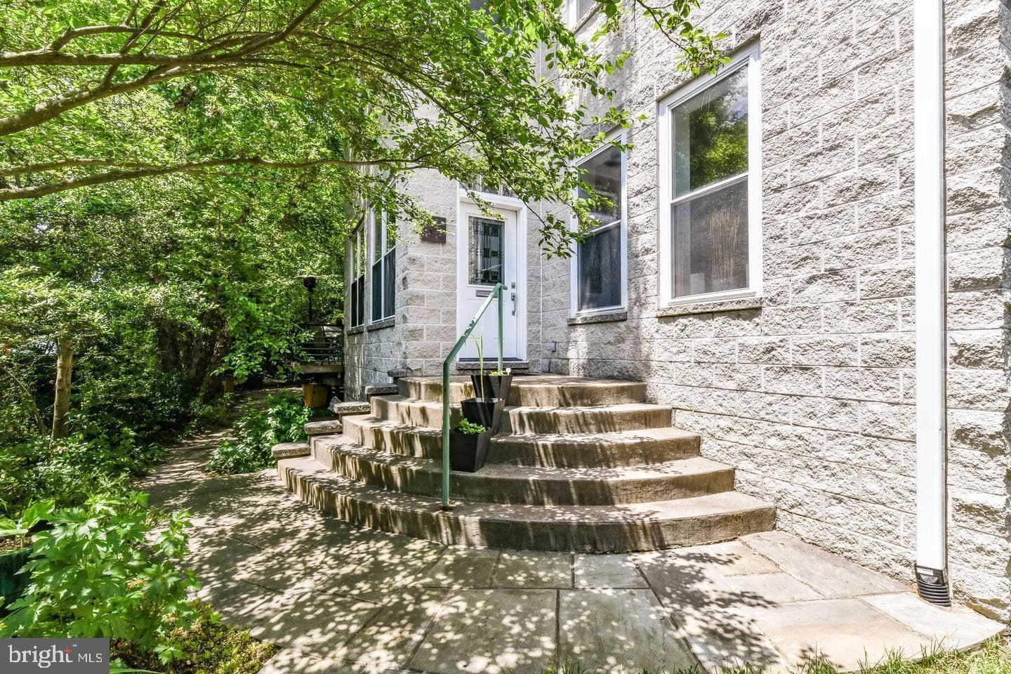 2222 N Emerson Street photo 4