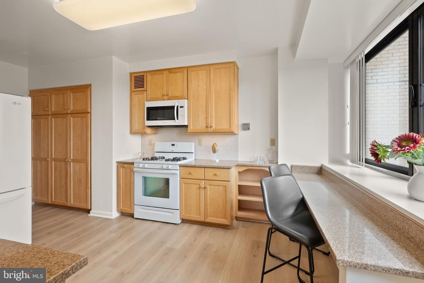 4141 N Henderson Road #518 photo 22