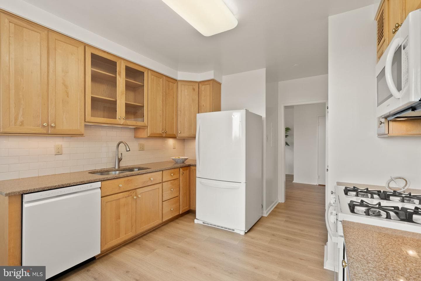 4141 N Henderson Road #518 photo 23