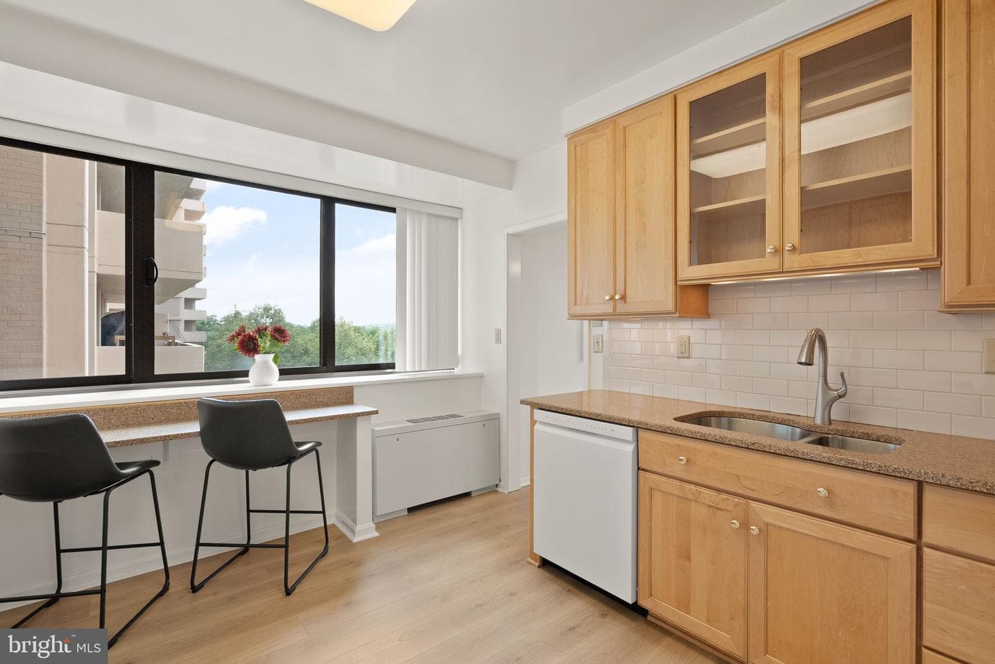 4141 N Henderson Road #518 photo 24