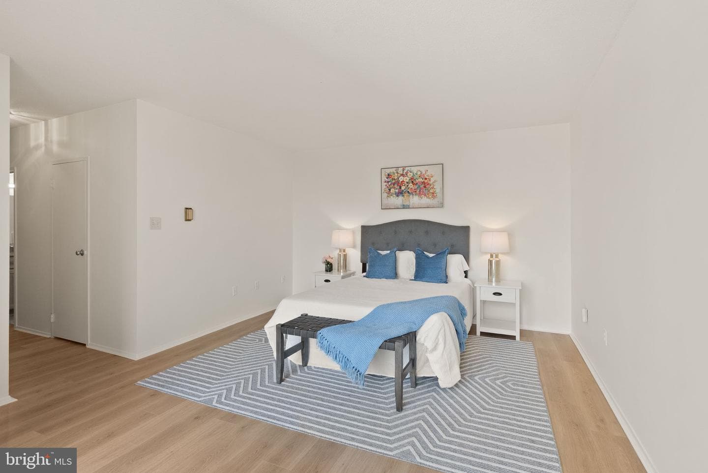 4141 N Henderson Road #518 photo 29
