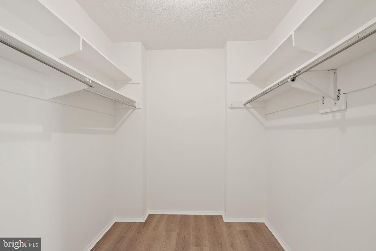 4141 N Henderson Road #518 photo 32