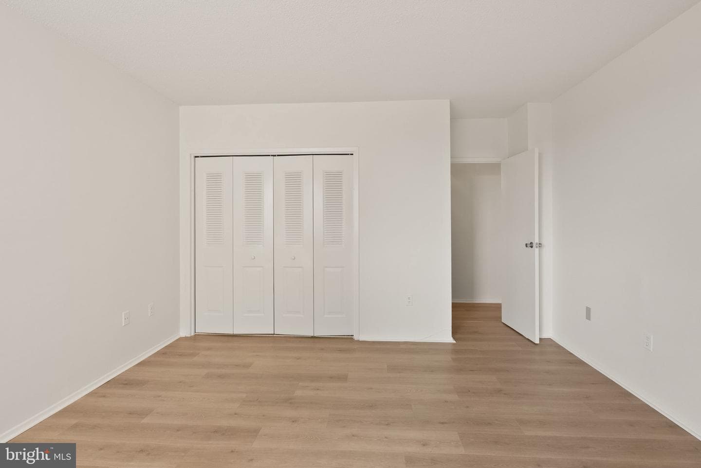 4141 N Henderson Road #518 photo 36