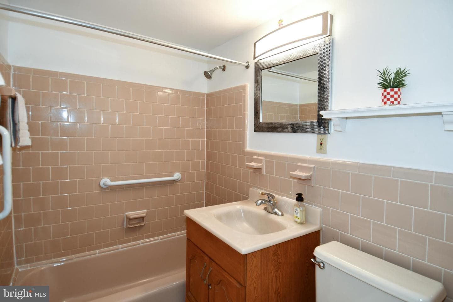 1519 S George Mason Drive #10 photo 13