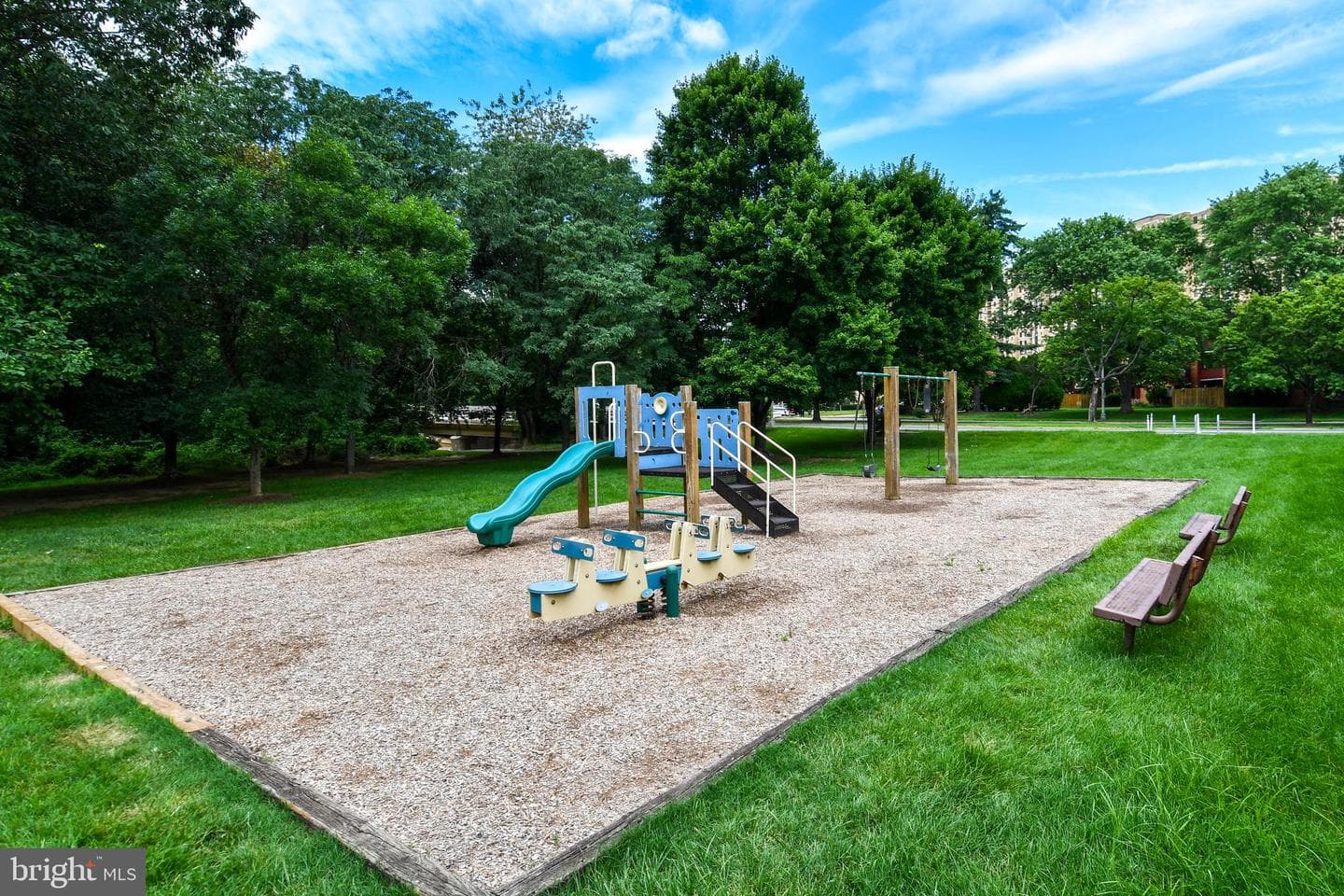 1519 S George Mason Drive #10 photo 31