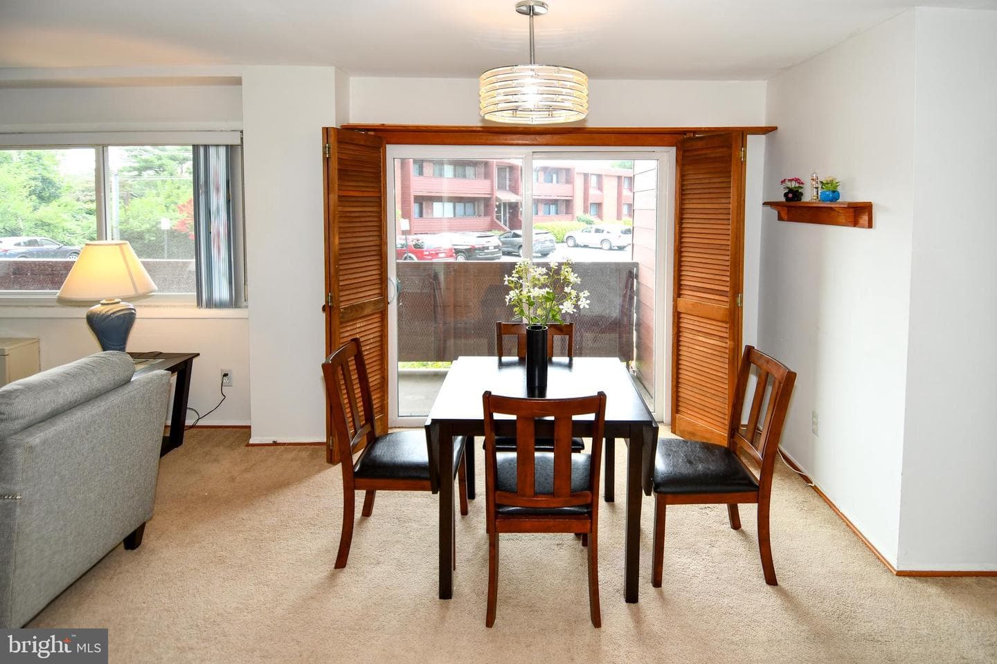 1519 S George Mason Drive #10 photo 8