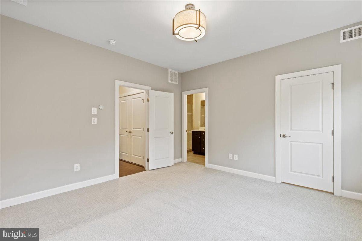 5740 10th Road N photo 33