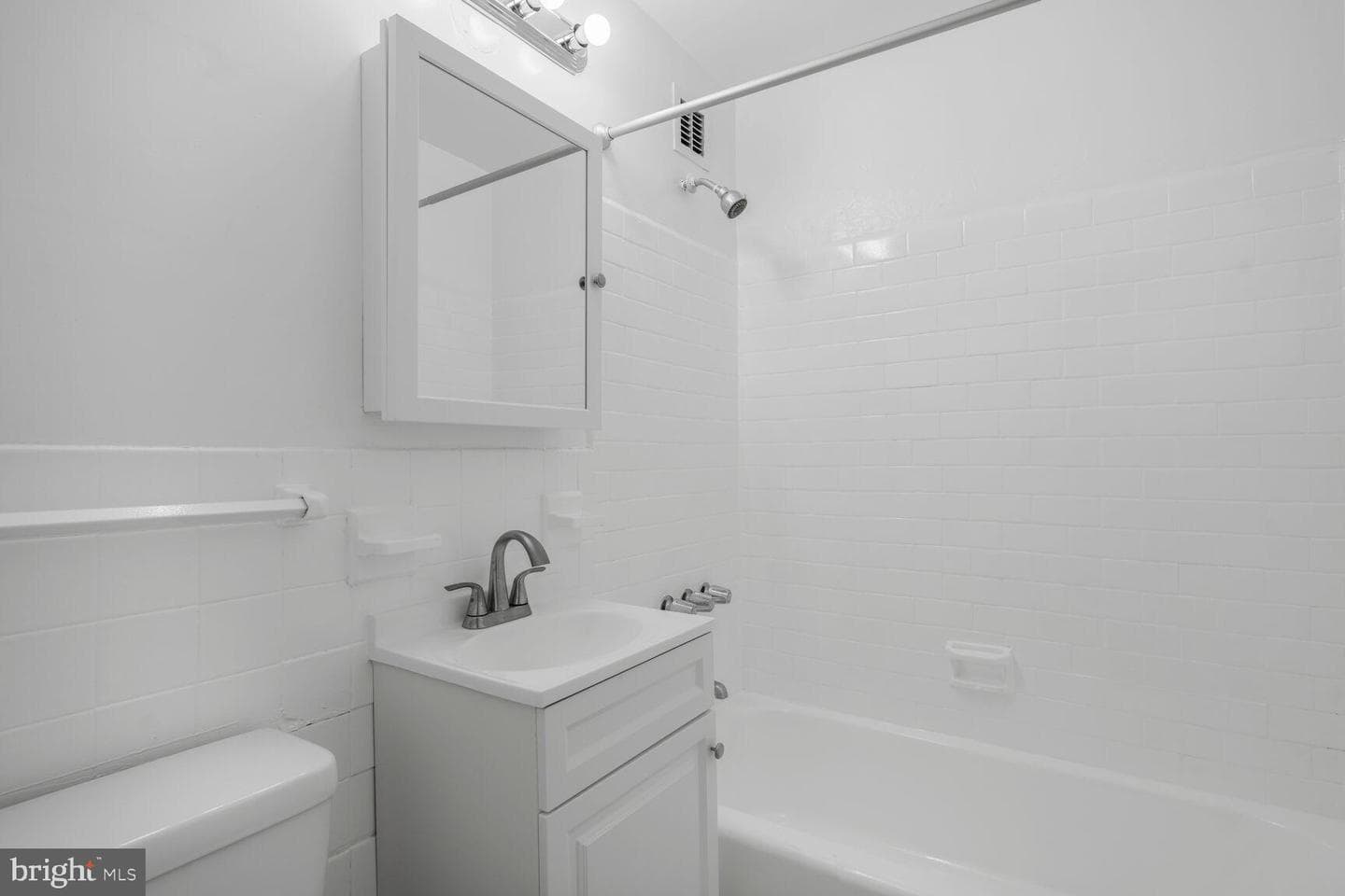 1121 Arlington Boulevard #342 photo 12