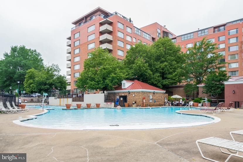 1121 Arlington Boulevard #342 photo 17