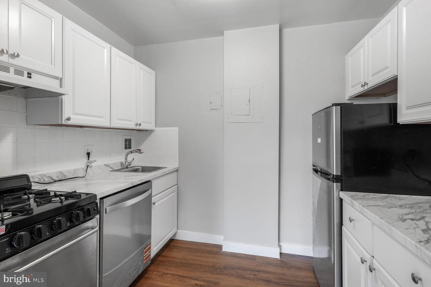 1121 Arlington Boulevard #342 photo 7