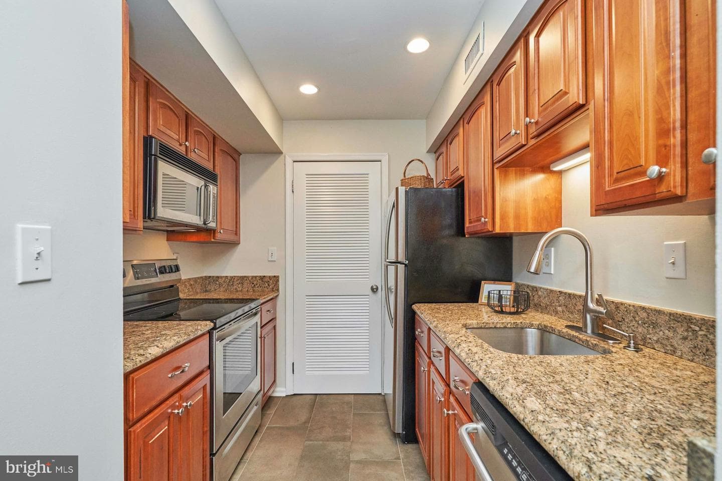 4552 28th S #16-9 D photo 3
