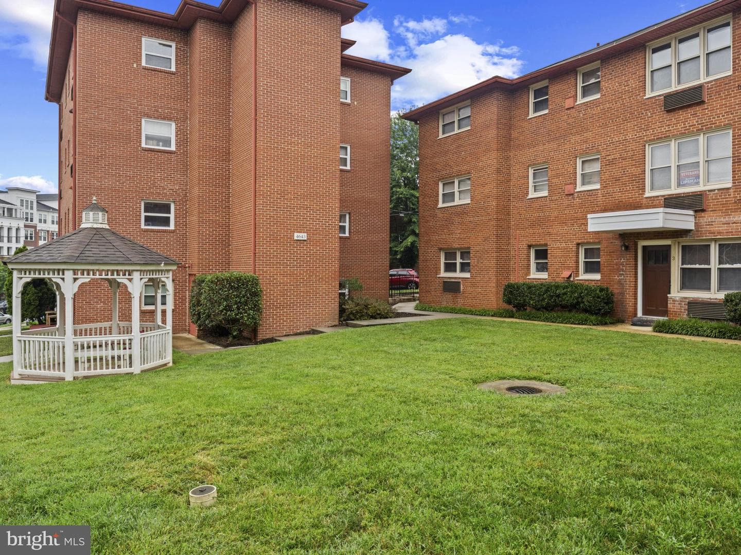 2030 N Woodrow Street #11 photo 26