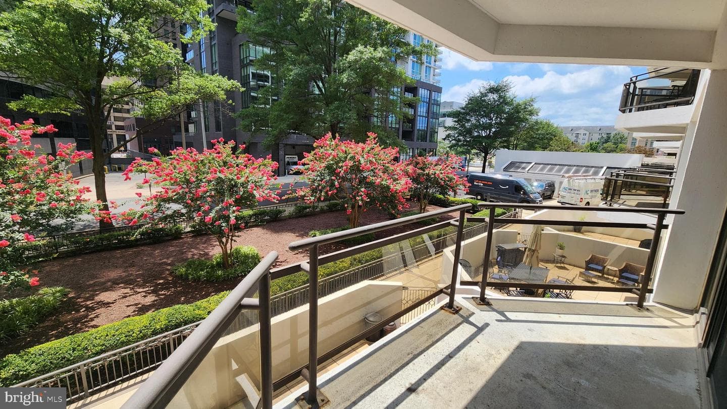 1530 Key Boulevard #221 photo 12