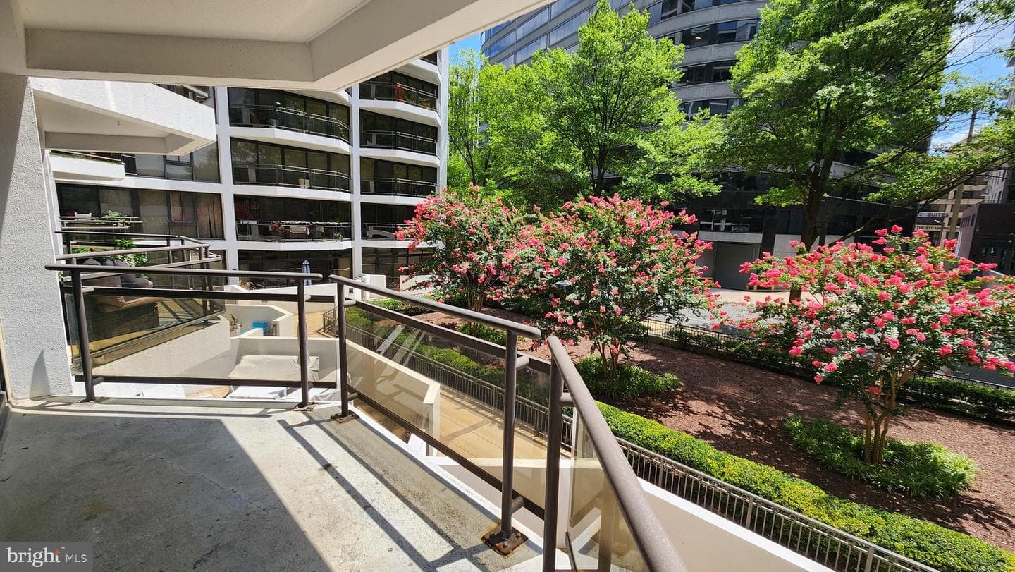 1530 Key Boulevard #221 photo 13